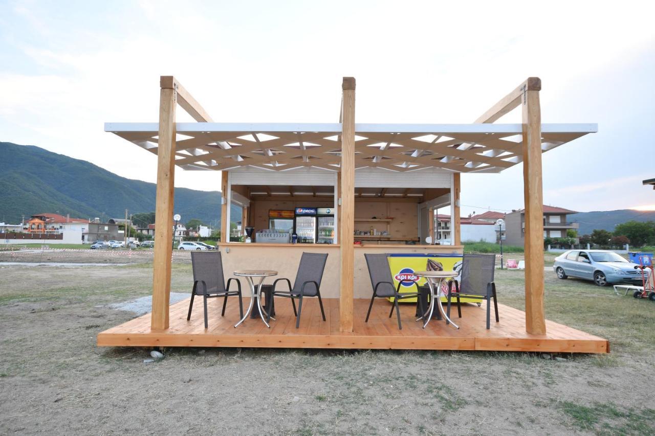 Alos Utopia Stavros  Luaran gambar